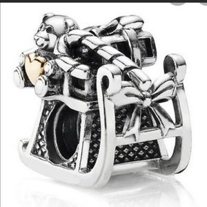 Pandora Dashing Through The Snow Sleigh Charm